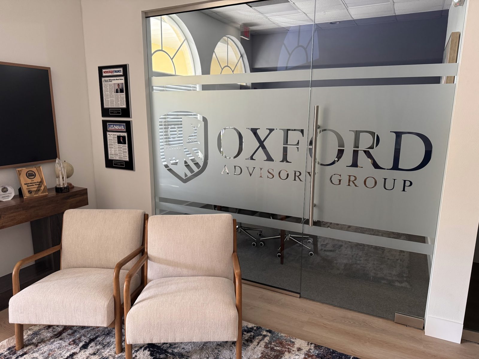 Waiting area at the Oxford Advisory Group Venice, FL office